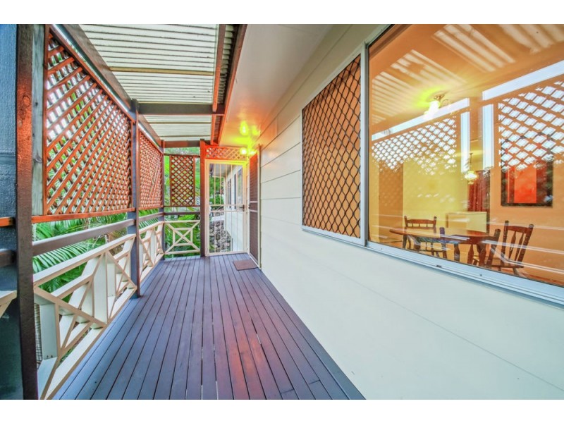 14 Tarcoola Avenue, Ferny Hills QLD 4055