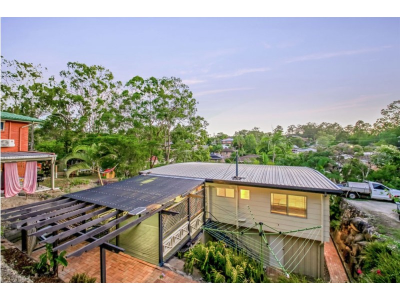 14 Tarcoola Avenue, Ferny Hills QLD 4055