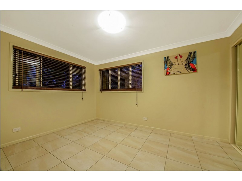 12 Woodburn Place, Ferny Hills QLD 4055