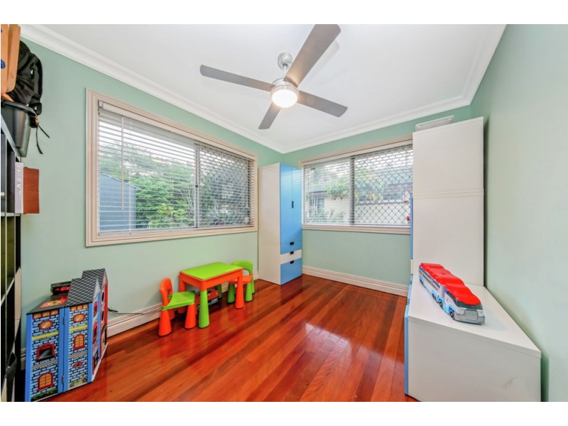 22 Glenmorgan Street, Keperra QLD 4054