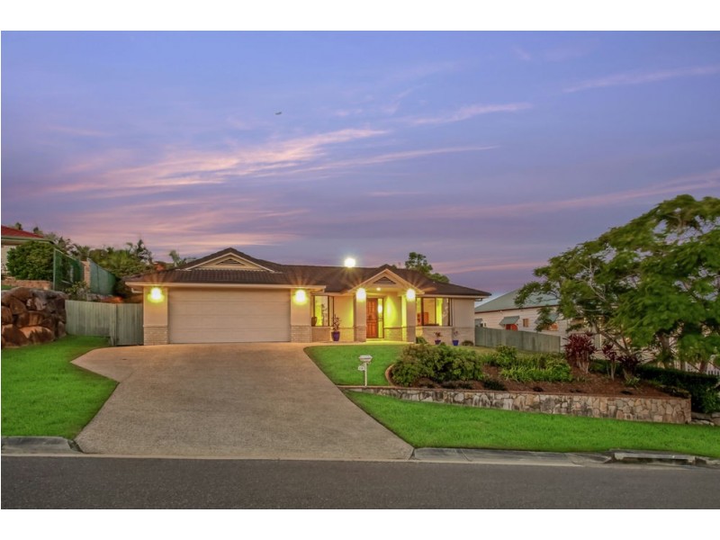 18 Reginald Avenue, Arana Hills QLD 4054