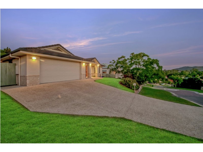 18 Reginald Avenue, Arana Hills QLD 4054