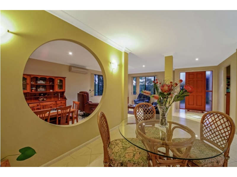 18 Reginald Avenue, Arana Hills QLD 4054