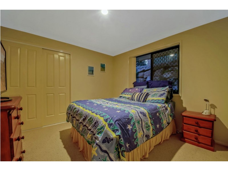 18 Reginald Avenue, Arana Hills QLD 4054