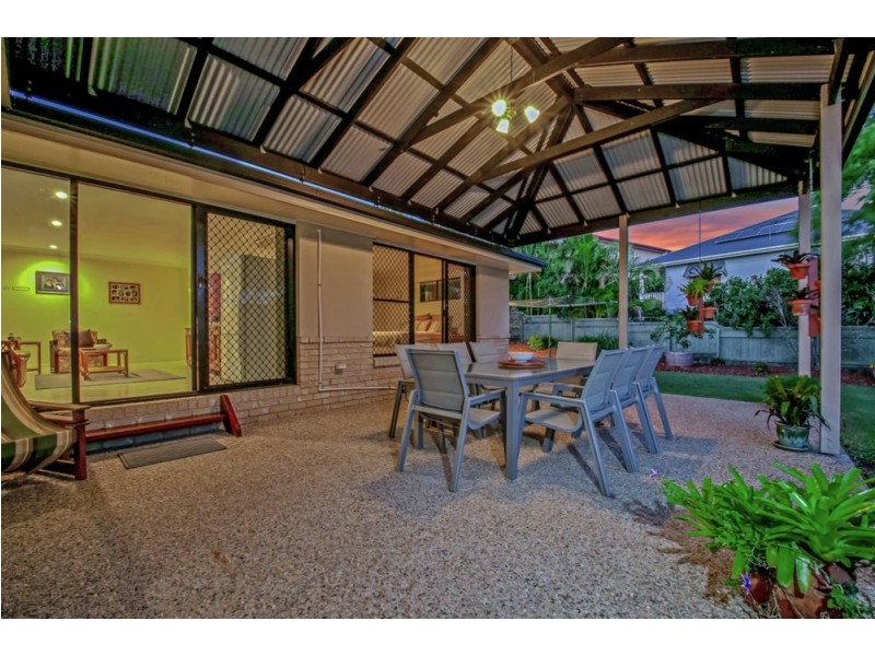 18 Reginald Avenue, Arana Hills QLD 4054