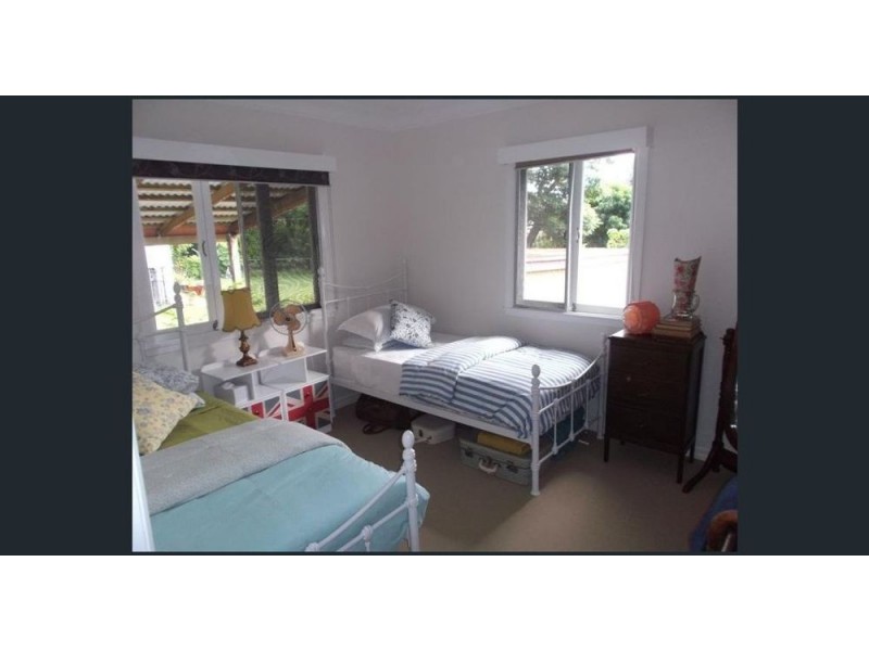 16 Varcoe Street, Wavell Heights QLD 4012