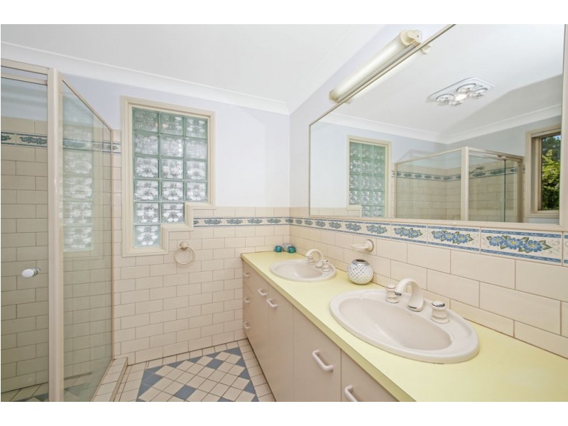 74 Timms  Road, Everton Hills QLD 4053