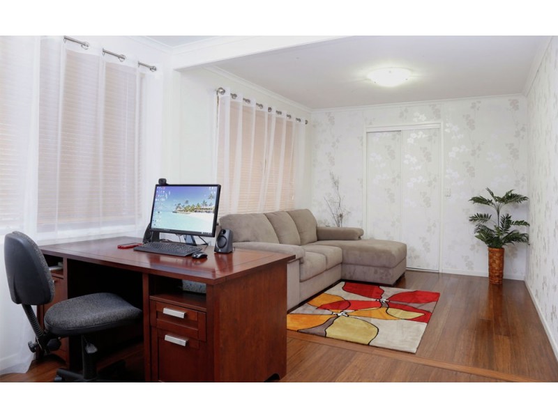 32 Leatherwood Drive, Arana Hills QLD 4054