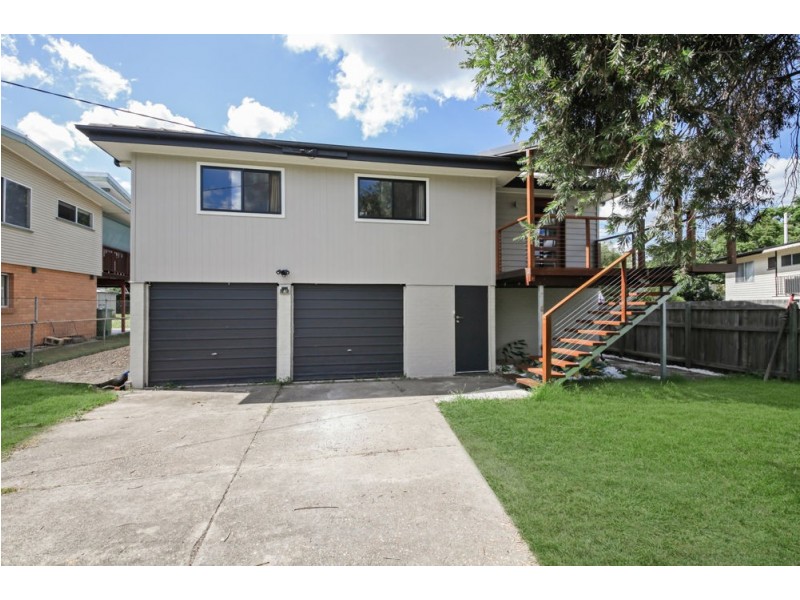 4 Cawdor Street, Arana Hills QLD 4054