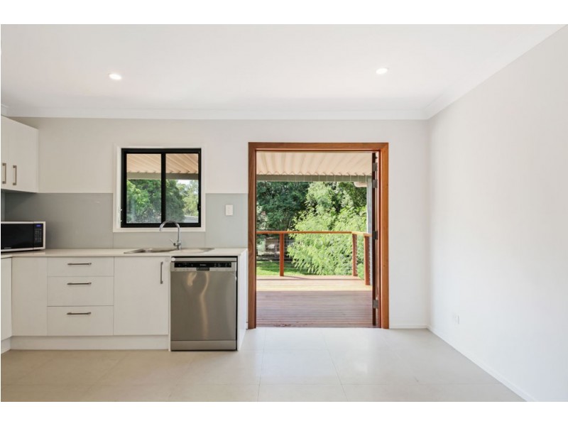 4 Cawdor Street, Arana Hills QLD 4054