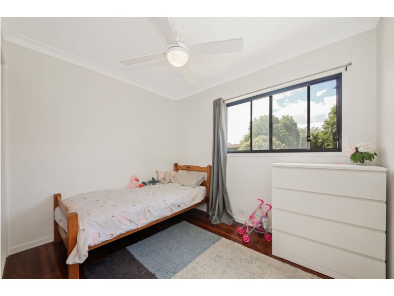4 Cawdor Street, Arana Hills QLD 4054