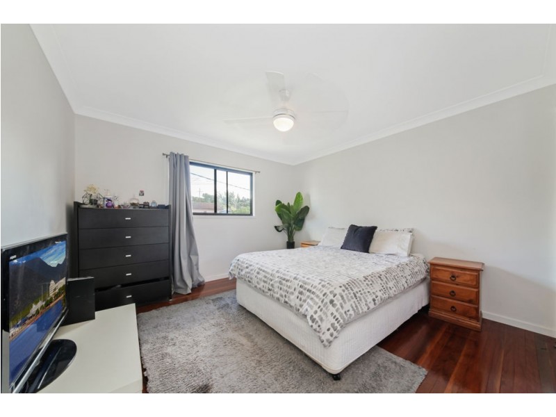 4 Cawdor Street, Arana Hills QLD 4054