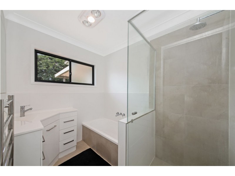 4 Cawdor Street, Arana Hills QLD 4054