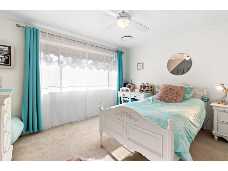 13 Stavewood Court, Highvale QLD 4520