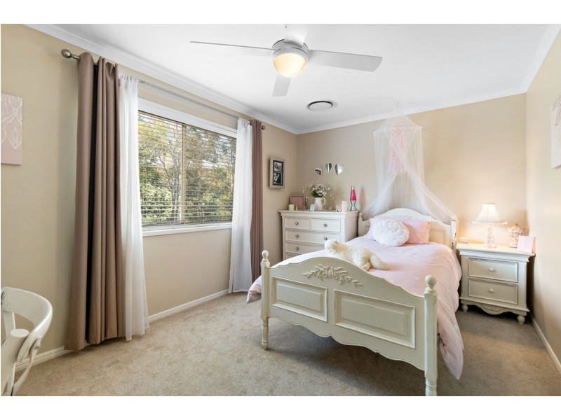 13 Stavewood Court, Highvale QLD 4520