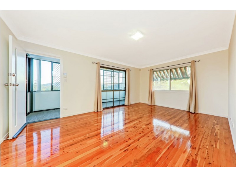 9 Craig Street, Everton Hills QLD 4053