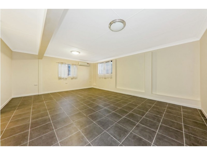 9 Craig Street, Everton Hills QLD 4053