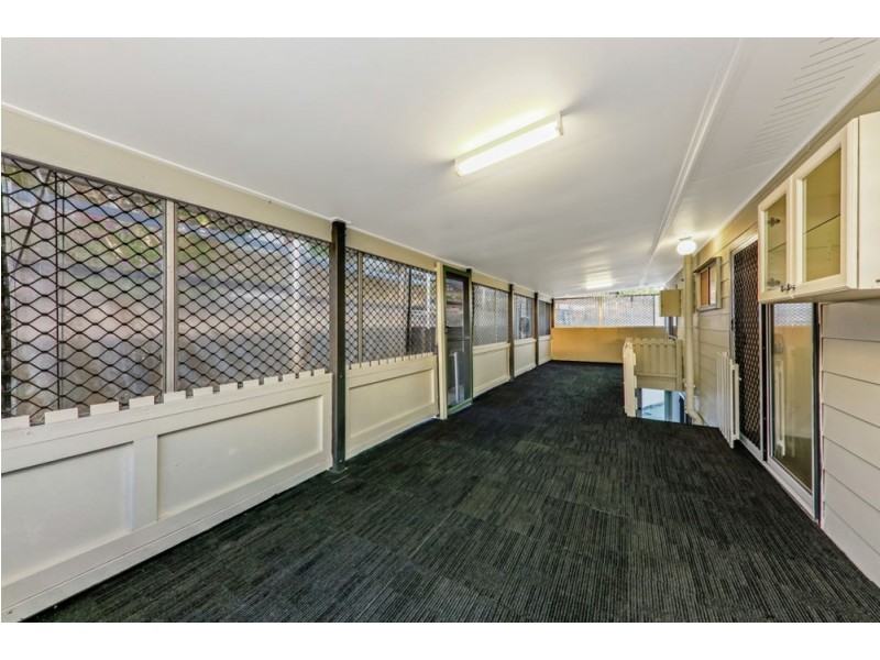 9 Craig Street, Everton Hills QLD 4053