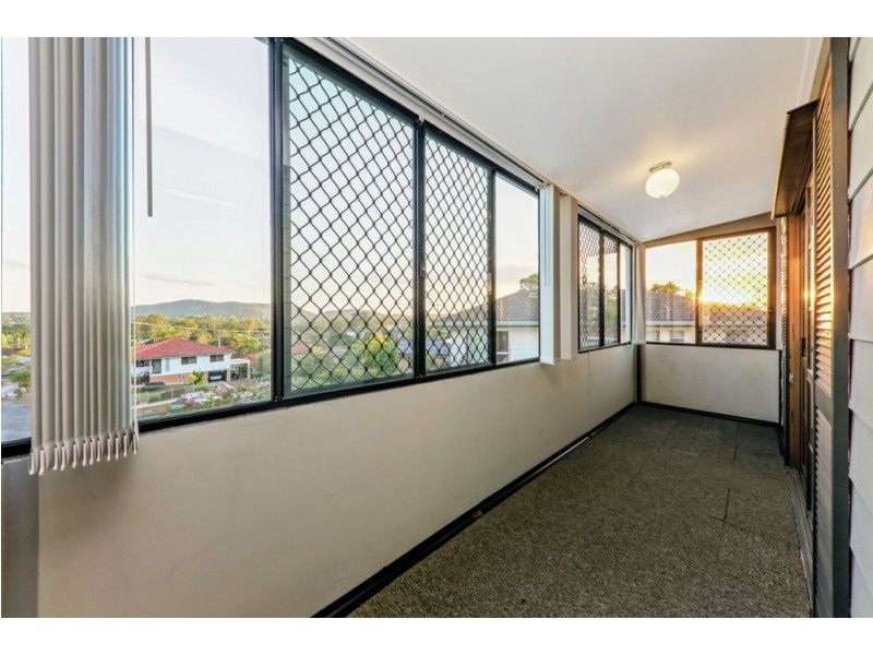 9 Craig Street, Everton Hills QLD 4053