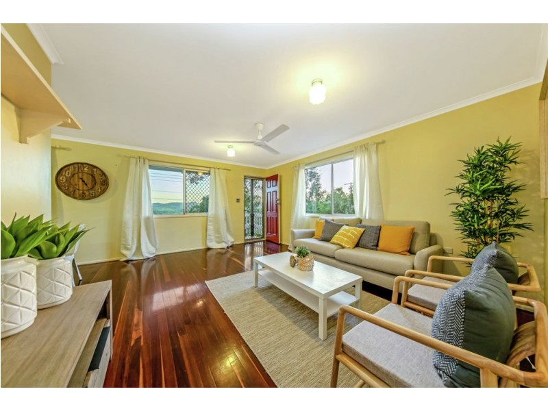 202 Patricks Road, Ferny Hills QLD 4055