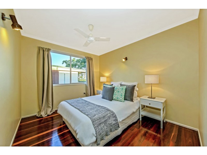 202 Patricks Road, Ferny Hills QLD 4055