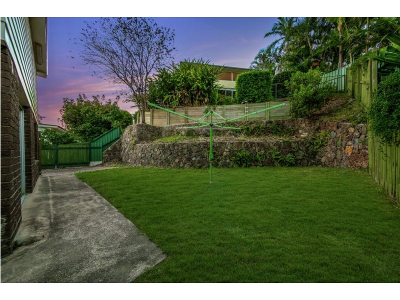 202 Patricks Road, Ferny Hills QLD 4055