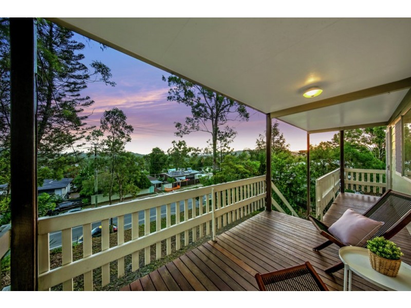 202 Patricks Road, Ferny Hills QLD 4055