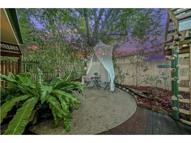 39 Mt Glorious Road, Samford Village QLD 4520