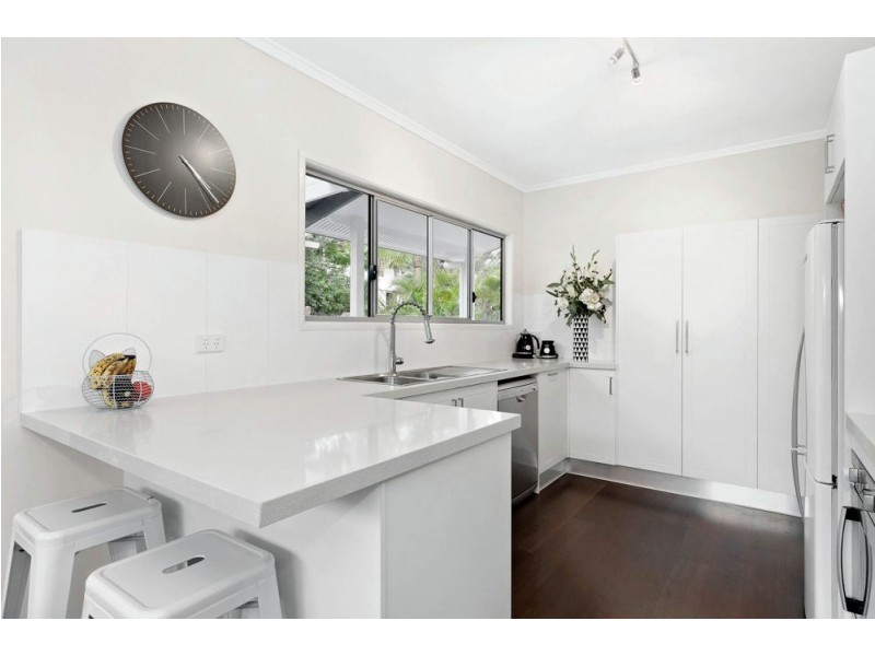 29 Kolora Crescent, Ferny Hills QLD 4055
