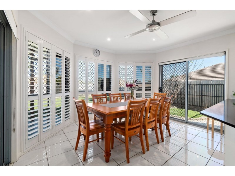 14 Hillcrest Court, Murrumba Downs QLD 4503