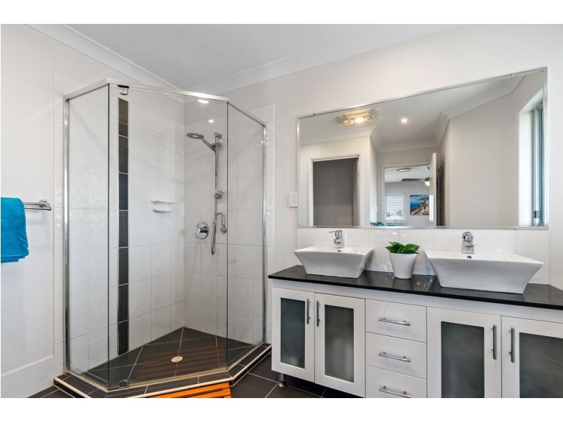14 Hillcrest Court, Murrumba Downs QLD 4503