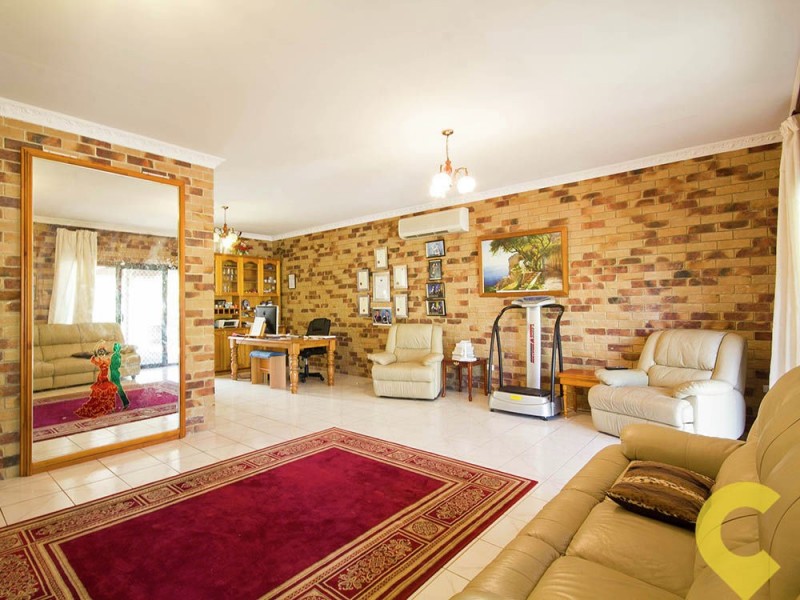 1 Bel-Air Court, Ferny Hills QLD 4055