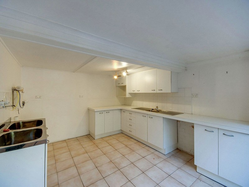 25 Fairway Outlook, Arana Hills QLD 4054