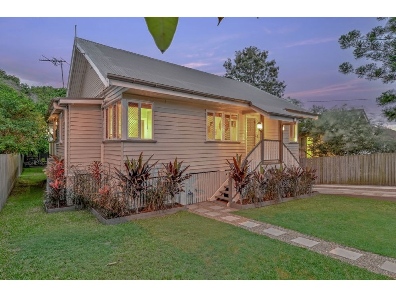 54 Dawson Parade, Keperra QLD 4054