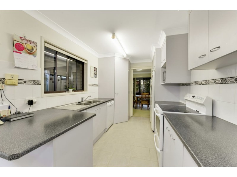 1 Killyon Street, Ferny Grove QLD 4055