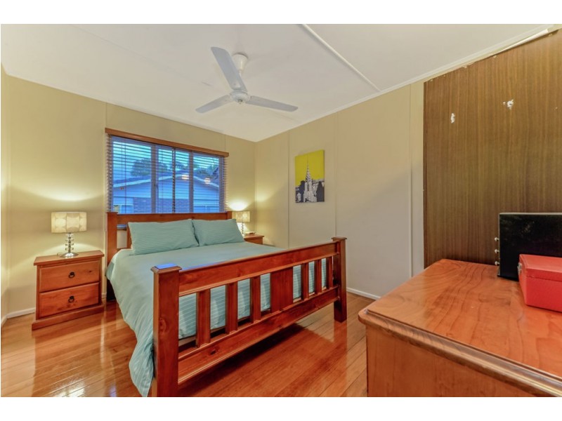 17 Arilpa Crescent, Ferny Hills QLD 4055