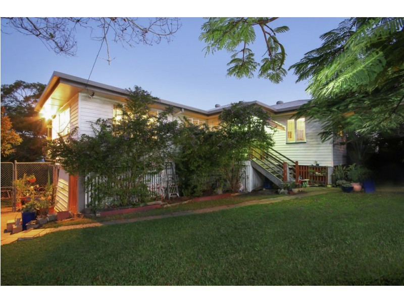 93 Trouts Road, Everton Park QLD 4053