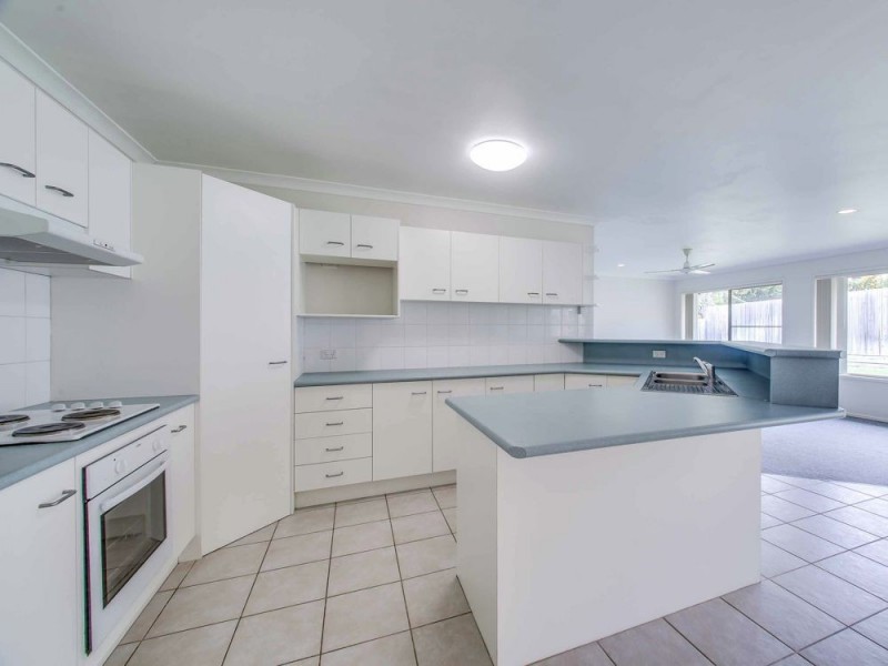 21 Marshall Place, Ferny Grove QLD 4055