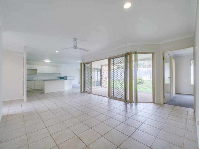 21 Marshall Place, Ferny Grove QLD 4055