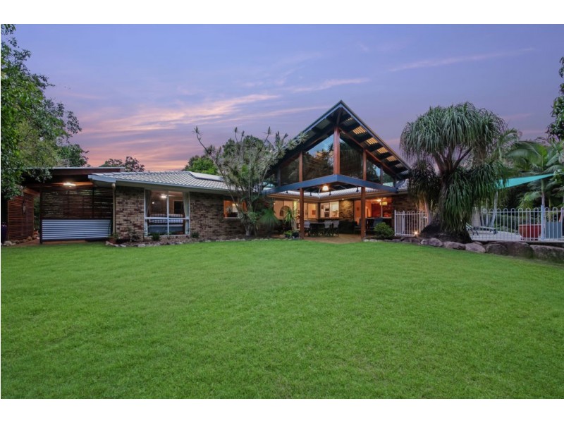 30 Leatherwood Drive, Arana Hills QLD 4054