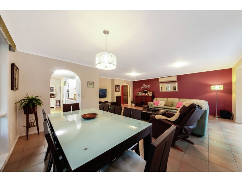 30 Leatherwood Drive, Arana Hills QLD 4054