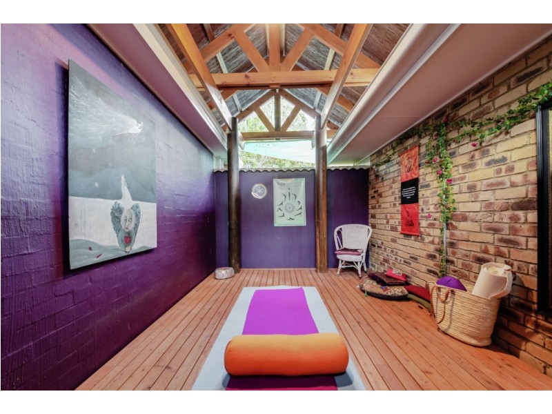 30 Leatherwood Drive, Arana Hills QLD 4054