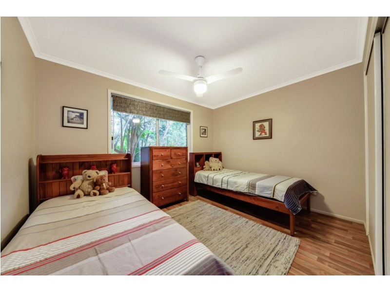30 Leatherwood Drive, Arana Hills QLD 4054
