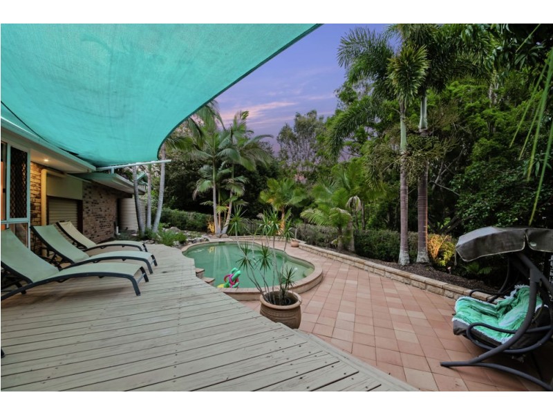 30 Leatherwood Drive, Arana Hills QLD 4054