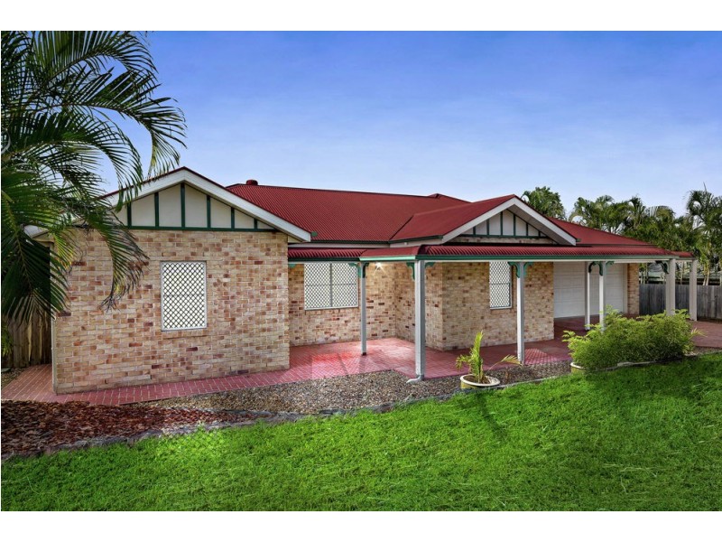 15 Hillenvale Avenue, Arana Hills QLD 4054