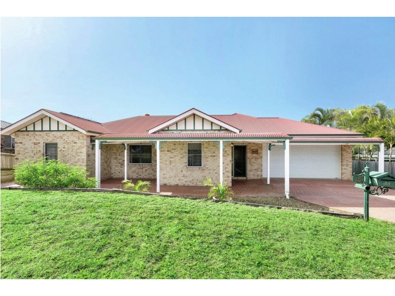 15 Hillenvale Avenue, Arana Hills QLD 4054