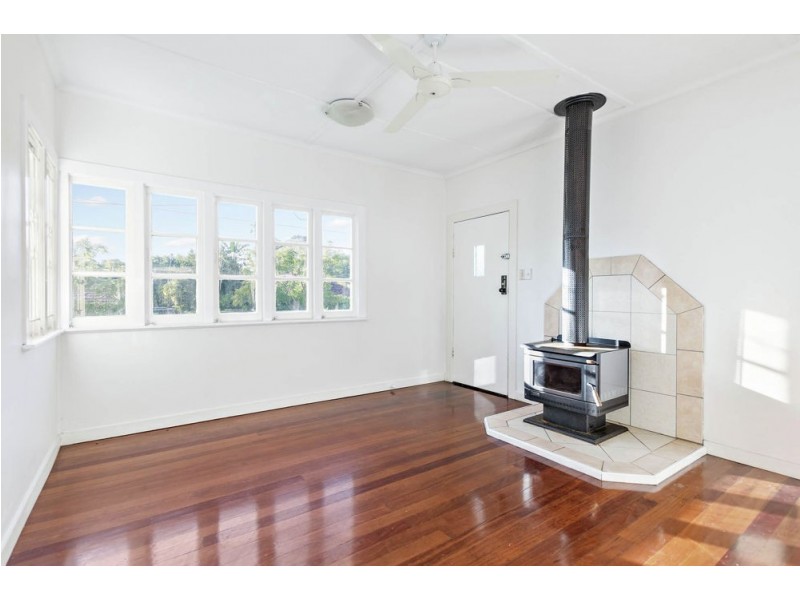 8 Doorey Street, Keperra QLD 4054