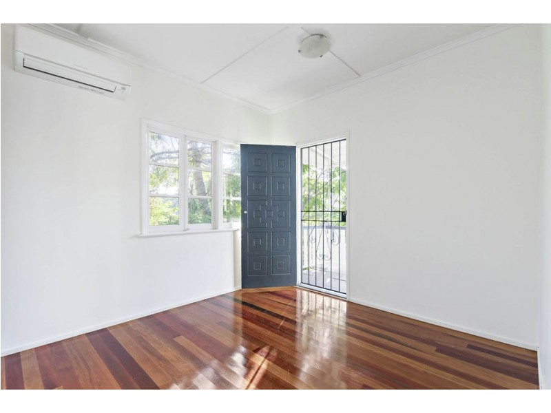 8 Doorey Street, Keperra QLD 4054