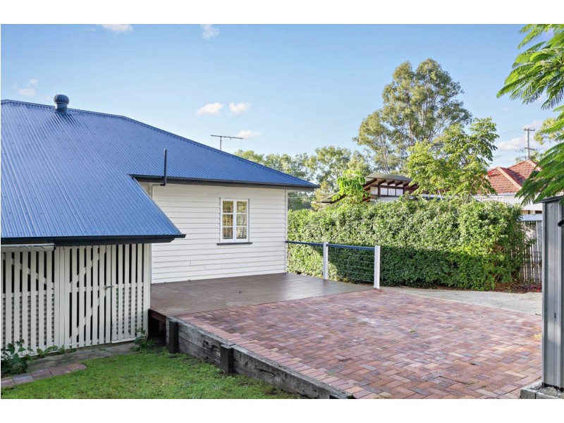 8 Doorey Street, Keperra QLD 4054