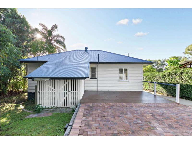 8 Doorey Street, Keperra QLD 4054